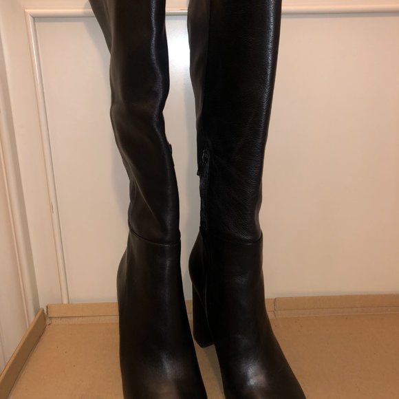 Steve Madden Black Leather Boots - Picture 2 of 2
